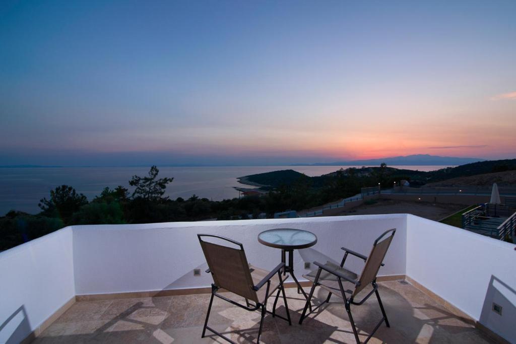 Mare Pedra Villas Skála Marión Esterno foto
